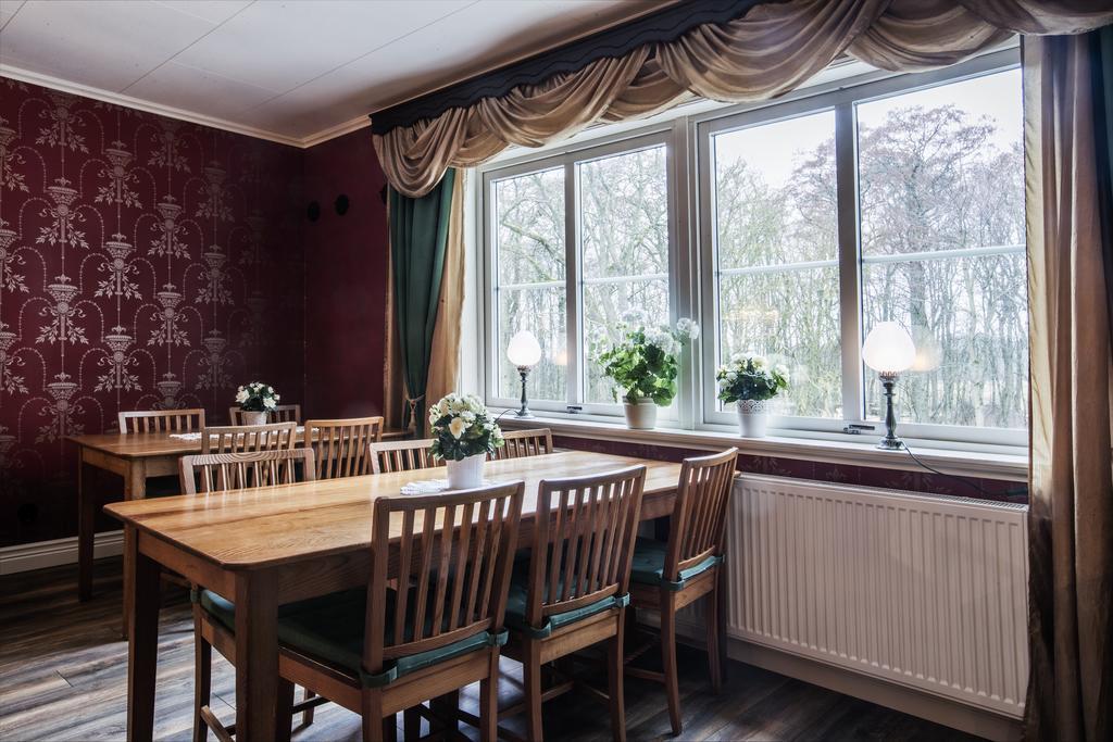 Anna'S Bed & Kitchen Hostel Варбери Екстериор снимка