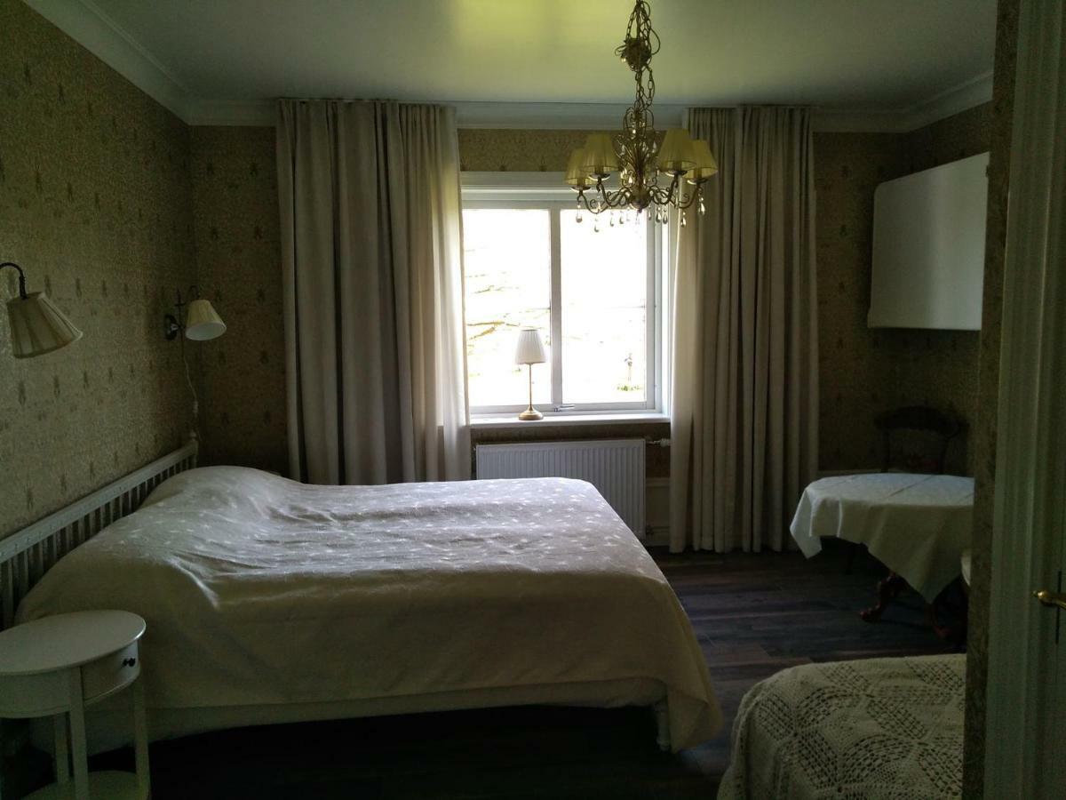 Anna'S Bed & Kitchen Hostel Варбери Екстериор снимка